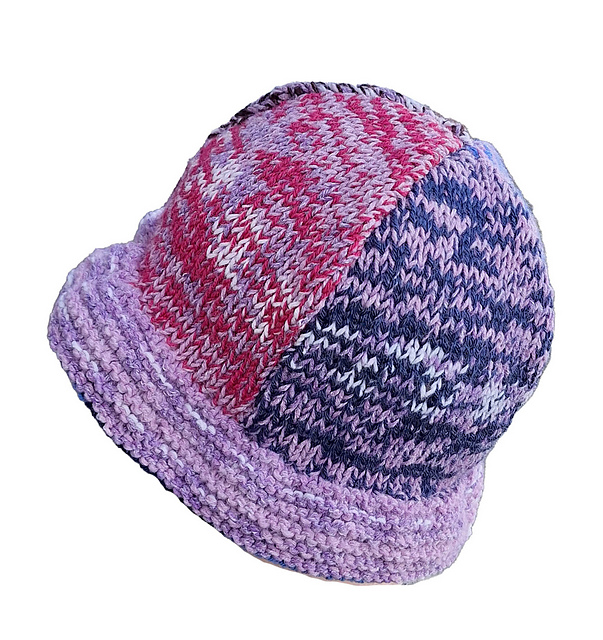 Lady's hat with brim