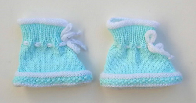 Baby Bootees in 4 ply