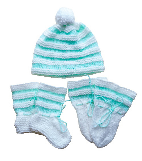Baby hat mittens bootees