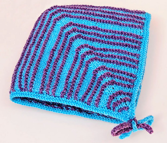 Wristlet bag