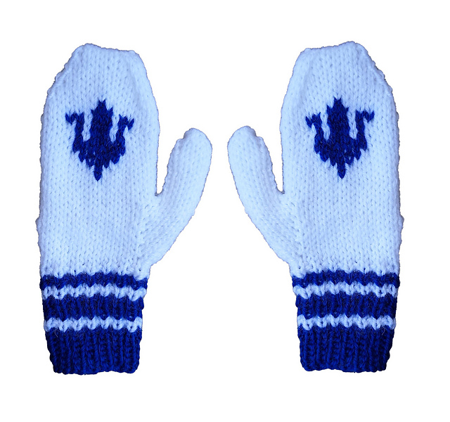 Tulip design mittens