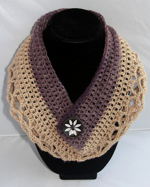 Lacey Mandala Neckwarmer