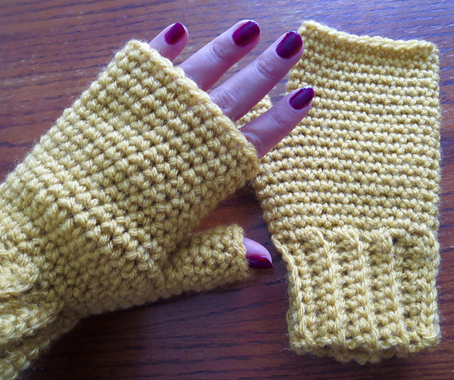 Simple Fingerless Gloves