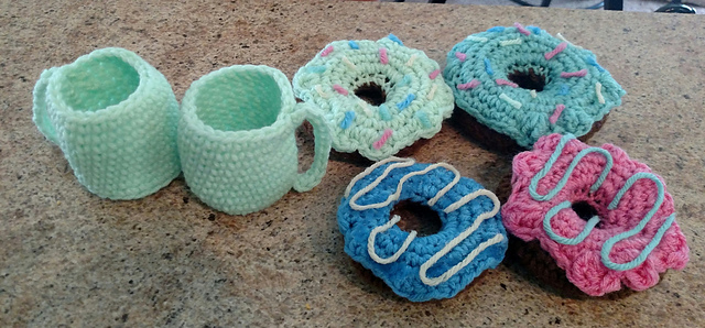 Mugs and Donuts