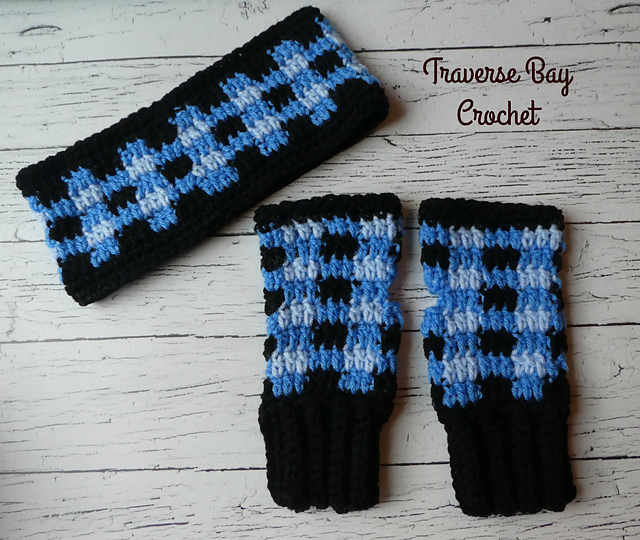 Plaid Fingerless Mittens