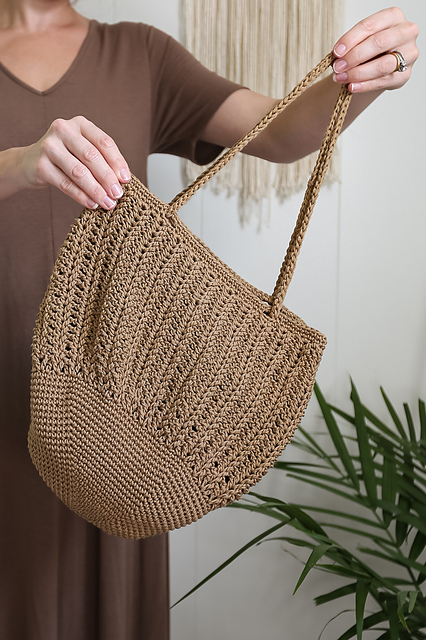 Acorn Basket Satchel