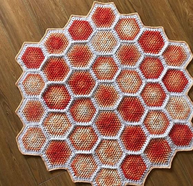 Hexagon Puff Stitch Blanket