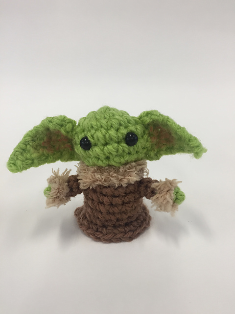 Baby Yoda (Grogu) Amigurumi