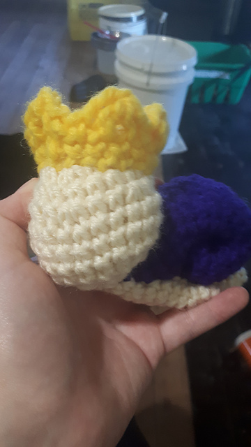 Crown (for doll or toy)