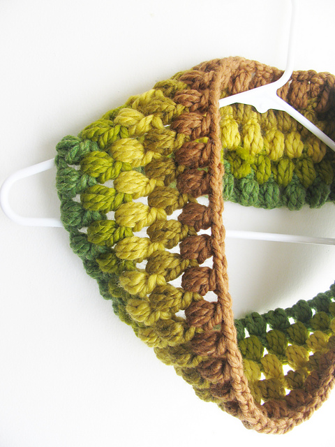 Plenty of Puffs Cowl