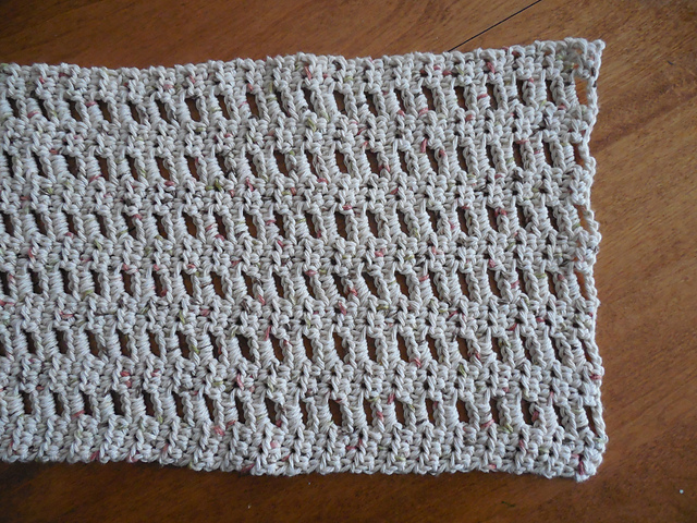Babbling Brook Cotton Table Runner