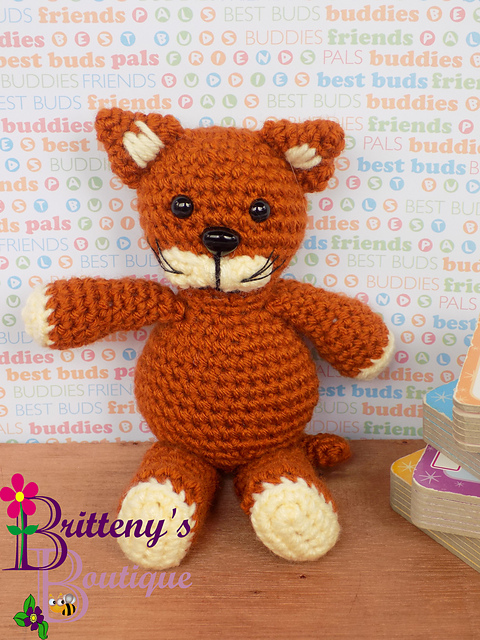 Kitty Cat Stuffed Animal - Snuggly Pal Amigurumi