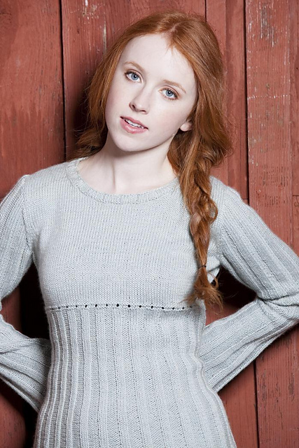 Empire Pullover