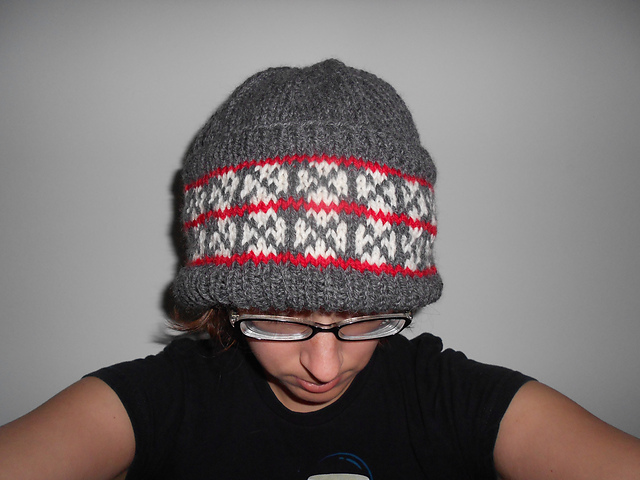 A French-Canadian Toque to Match Your Mittens