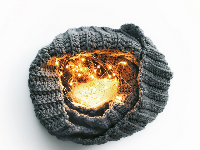 Caspia Chunky Cowl
