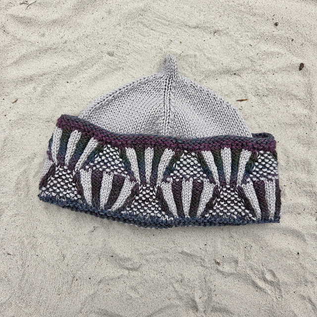Fishtail Fins Hat
