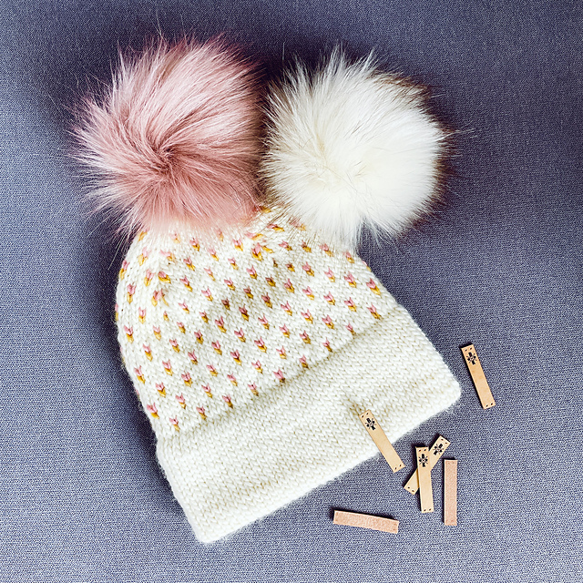 Double dot beanie