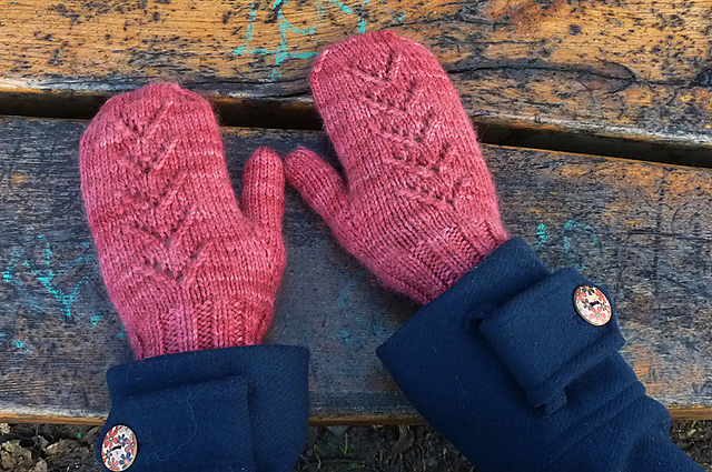 Edith Full or Fingerless Mittens
