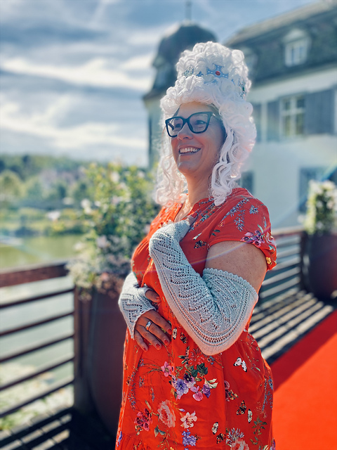 Marie Antoinette Gloves