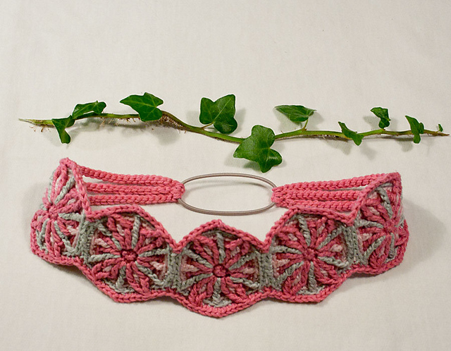 Headband in Overlay Crochet
