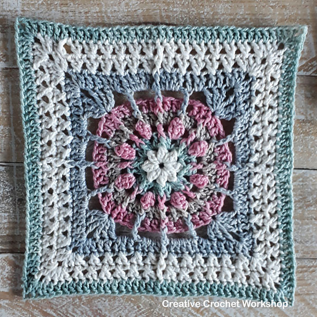 Aurora Afghan Square