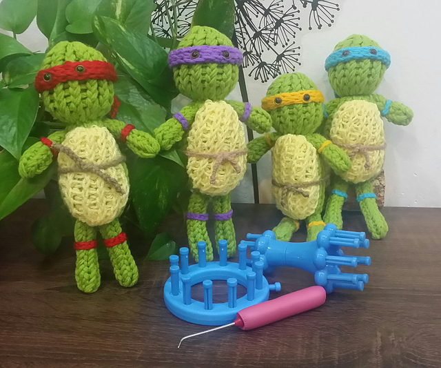 Loom Knit Little Ninja Hero