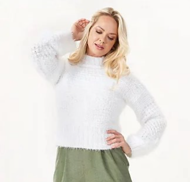 Cropped top snow