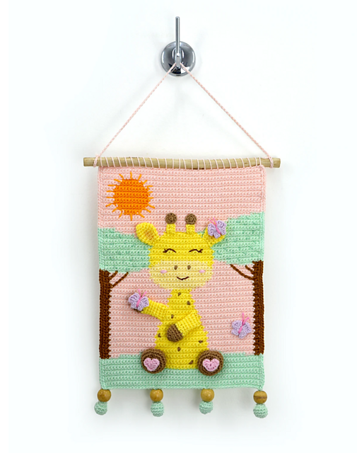 Giraffe wall hanging