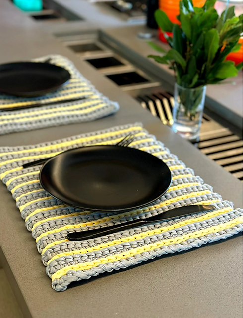 Classic placemats