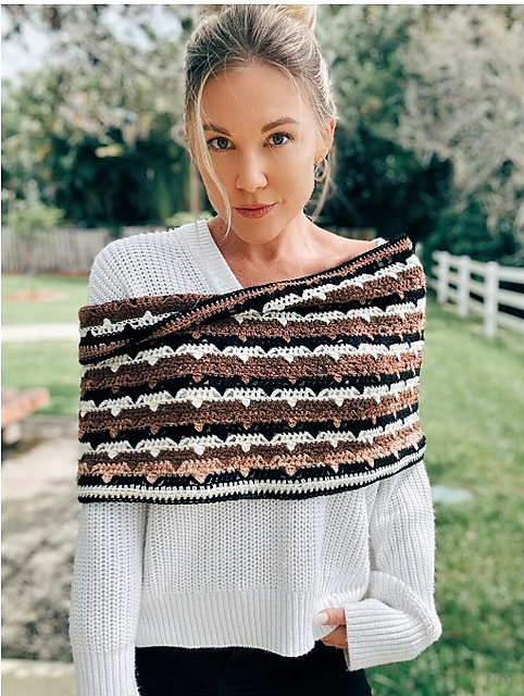 Cozy Geometric cowl