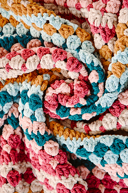 Riverbed Blanket Chunky