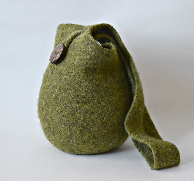 Pear Pouch Pattern Ravelry: The Pear Bag pattern by Cindy Pilon