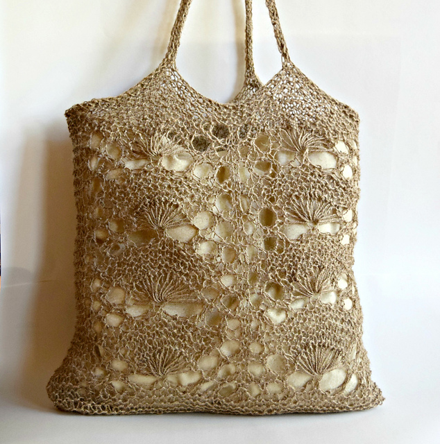 Ravelry: Shells Beach and Market Bag pattern by Cindy Pilon