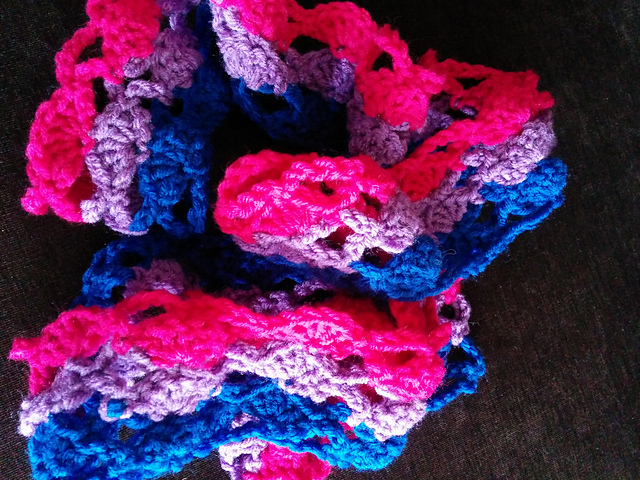 Decorative Shell Scarf