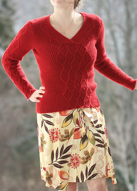 Siena Serenade Twisted Stitch and Trellis Cable V-Neck Sweater