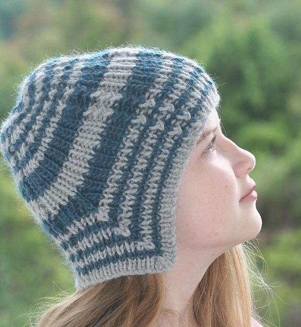 Aleksandr easy zig-zag cable hat