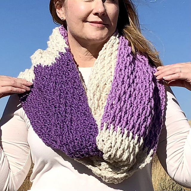 Ravelry: Infinity Ripple pattern by Christina Michelle