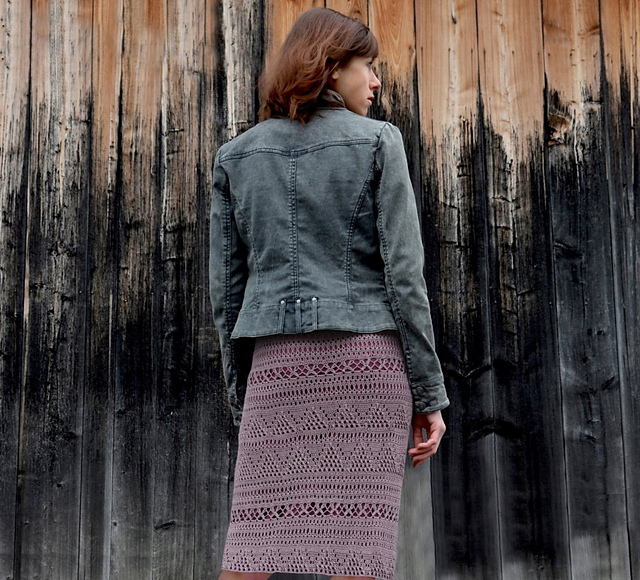 Seamless skirt Intrigue