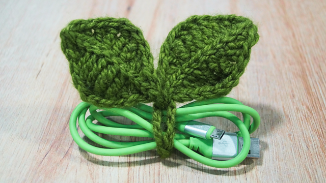 Hojitas ordena cables a crochet