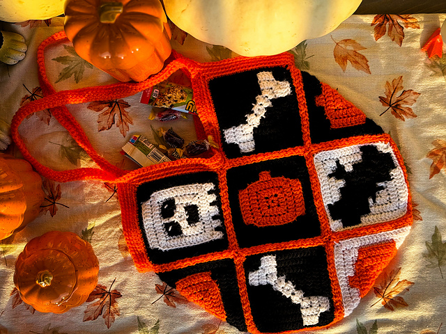 Mosaic Halloween Bags