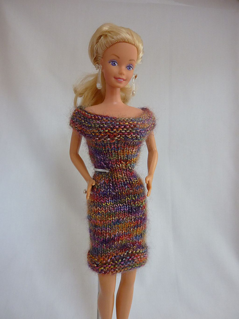Ravelry: #0087 Gold Dress pattern by stickatillbarbie.se