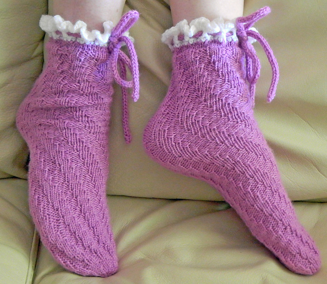 Knitted Spiral Bed Socks #4705