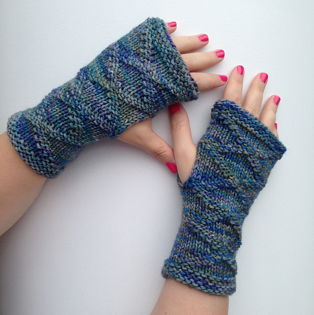 Inverness Diamonds Mitts