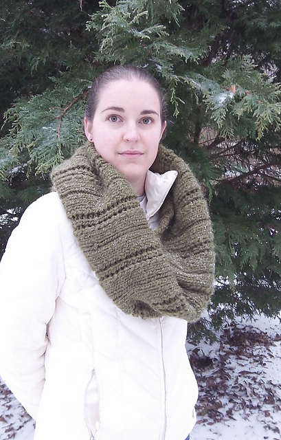 Evergreen Frost Cowl