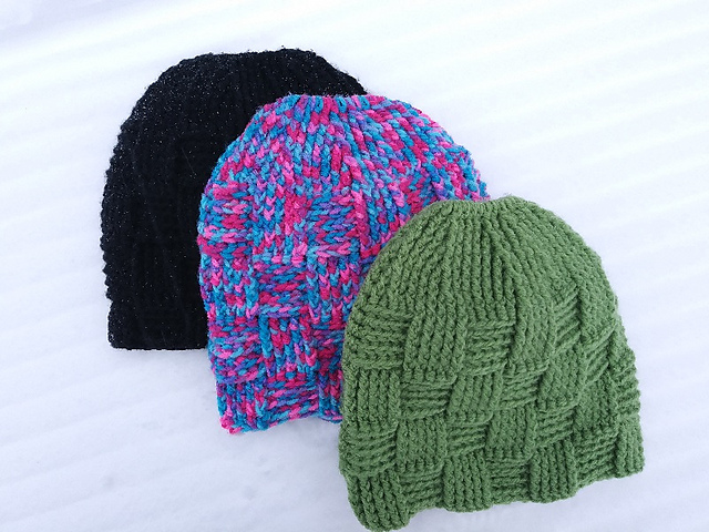 Ravelry: Basket Weave Ponytail Beanie pattern by Caitlin's - Main Image