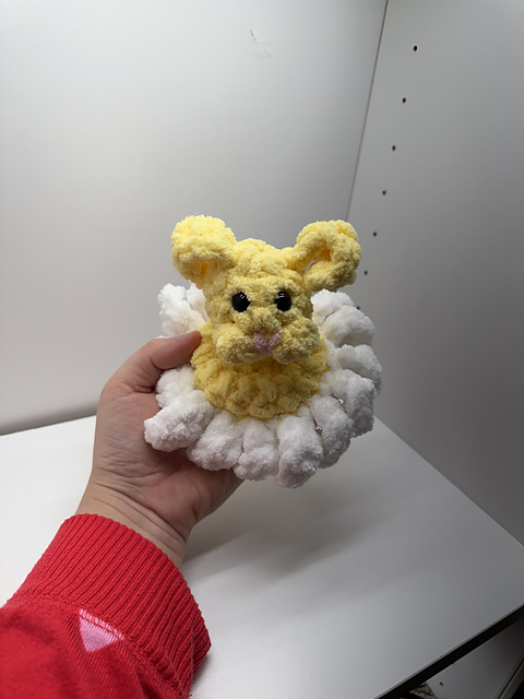 Bunny in Daisy (Pop it)
