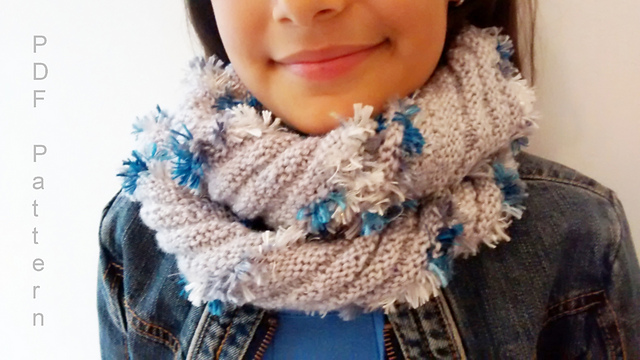 Ravelry: Grey Ribbed Infinity Scarf pattern by Camelia Mit