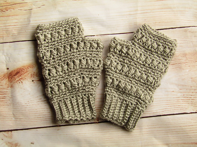 Winter Bliss Fingerless Gloves