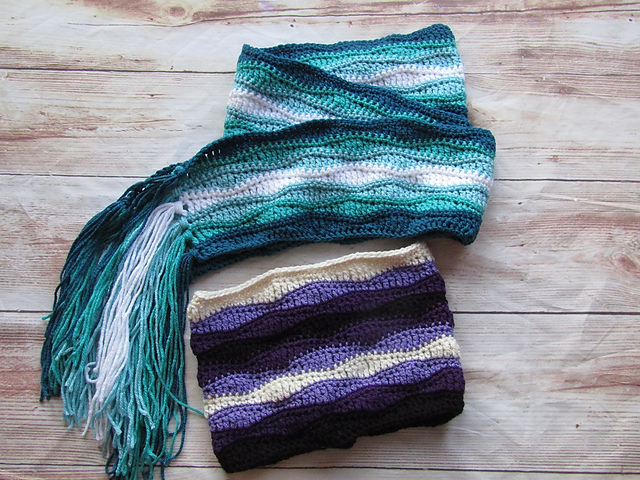 Tidal Waves Scarf & Cowl