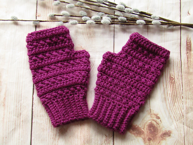 Neve Fingerless Gloves